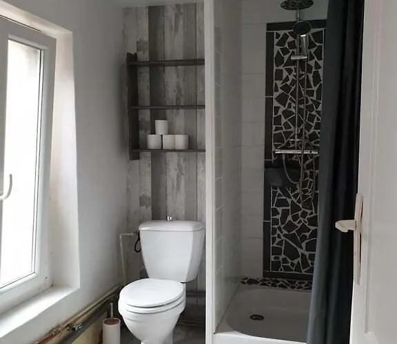 Gare Et Commerces Sur Place * Nogent-l'Artaud