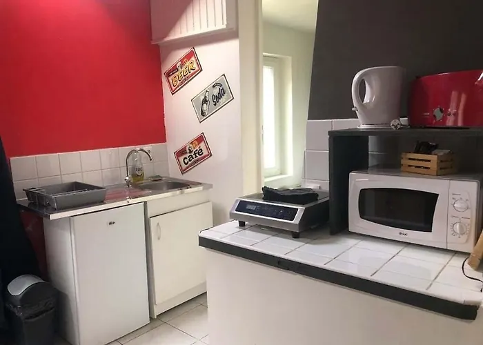 Gare Et Commerces Sur Place * Nogent-l'Artaud